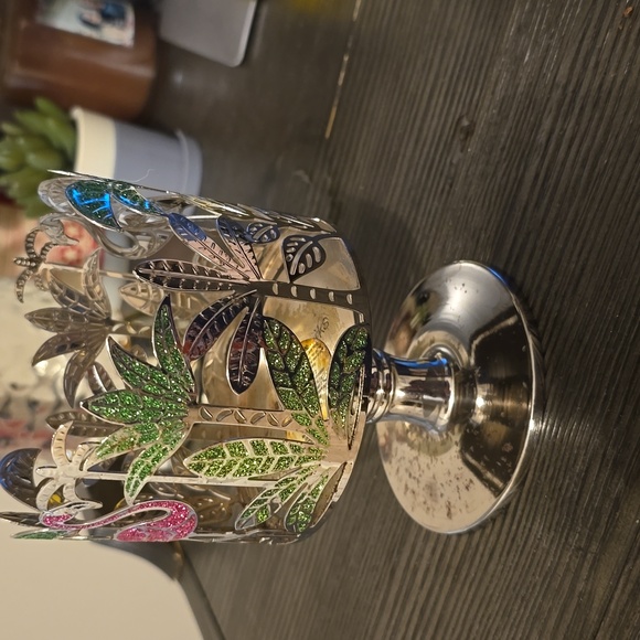 Bath&Body Works 4 wick candle holder - Picture 2 of 7